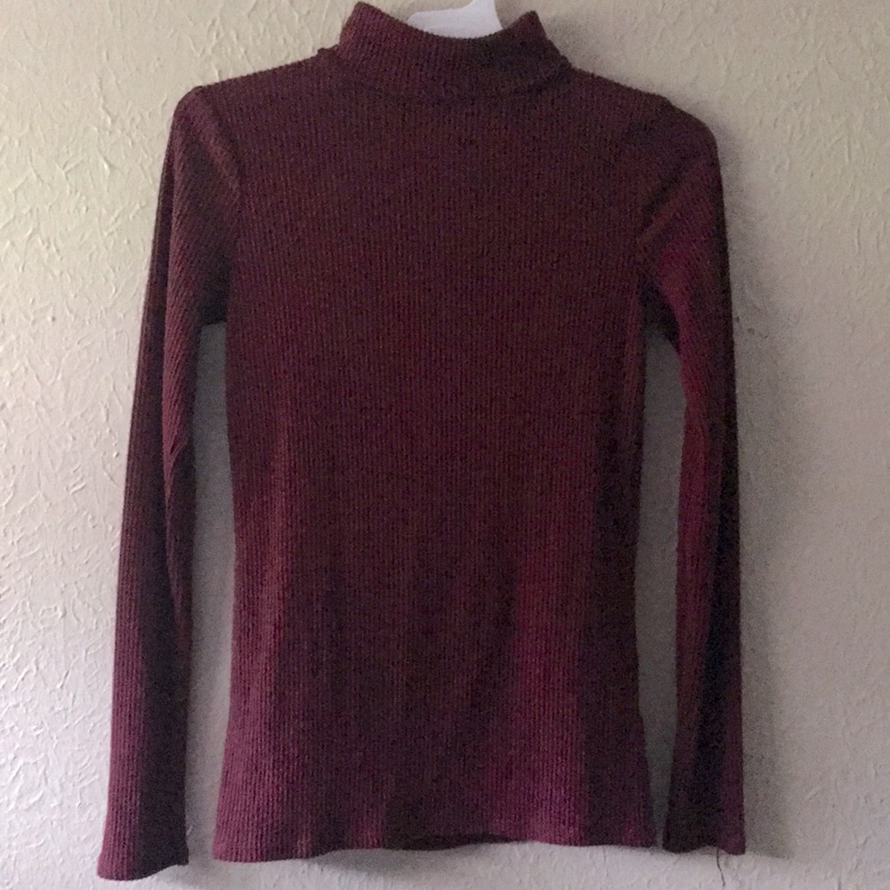 Mossimo turtleneck size medium